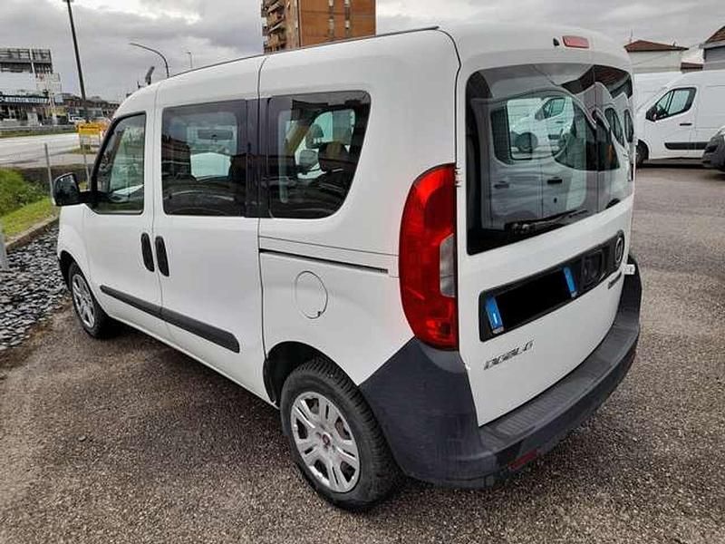 Usata Fiat Doblò 95 CV (69 kW) 2018 Bianco Monovolume