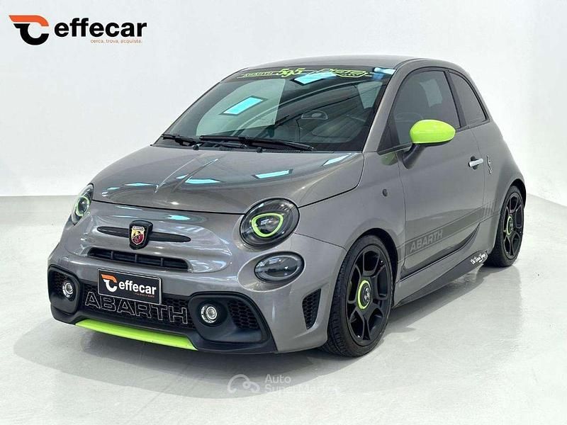 Grigio Usata 2019 Abarth 595 Pista Due volumi | 15.500 € (Buon prezzo) - Immagine 1/4
