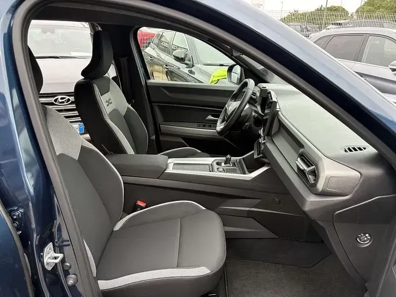 Usata Dacia Bigster 156 CV (114 kW) 2025 Blu SUV