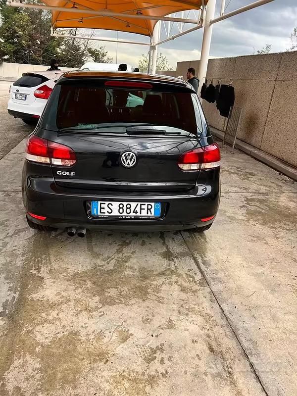 Begagnad VW Golf VII 140 HK (102 kW) 2013 Svart Sedan