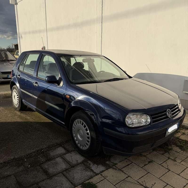 Usata VW Golf 101 CV (74 kW) 1999 Berlina