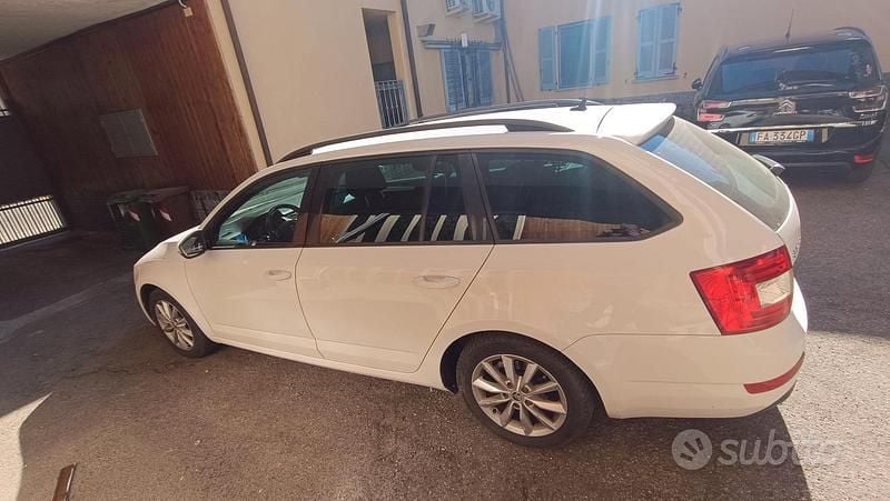 Usata Skoda Octavia 150 CV (110 kW) 2015 Bianco Utilitaria