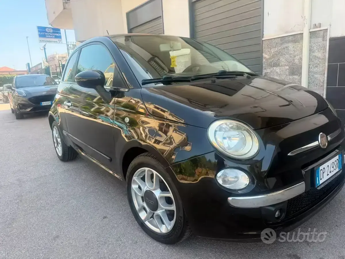 Usata Fiat 500 69 CV (50 kW) 2008 Nero Utilitaria