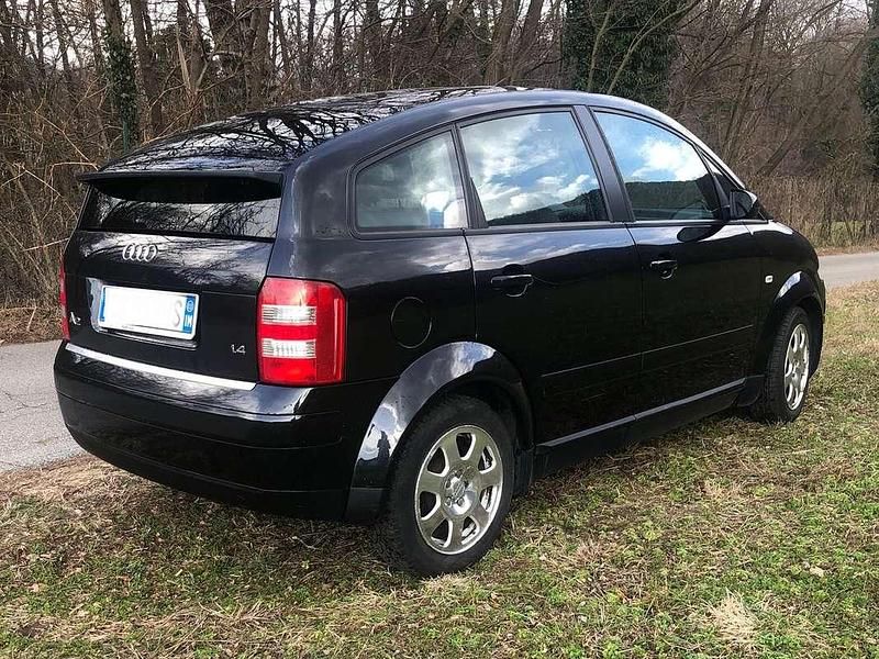 Usata Audi A2 75 CV (55 kW) 2003 Utilitaria