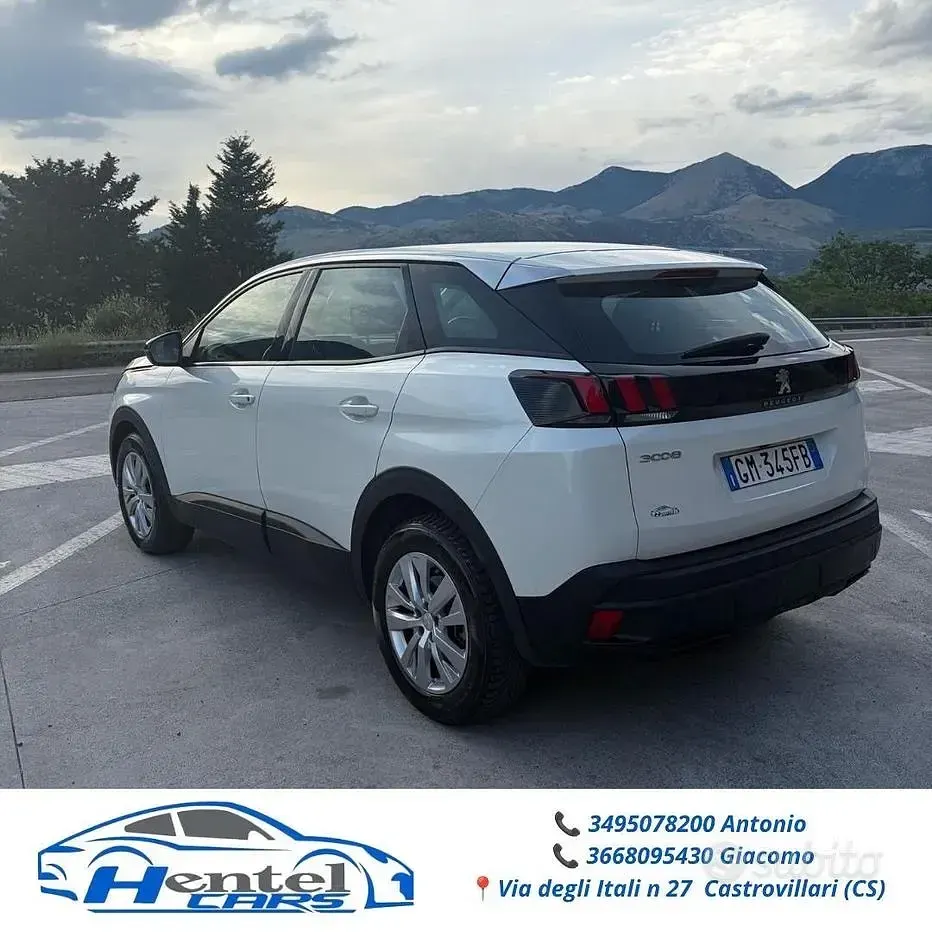 Usata Peugeot 3008 Active 131 CV (96 kW) 2022 Bianco SUV