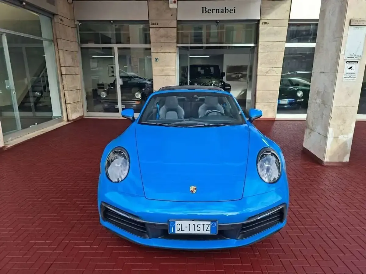 Usata Porsche 911 Carrera 4S Cabriolet 450 CV (330 kW) 2022 Blu/azzurro Cabrio