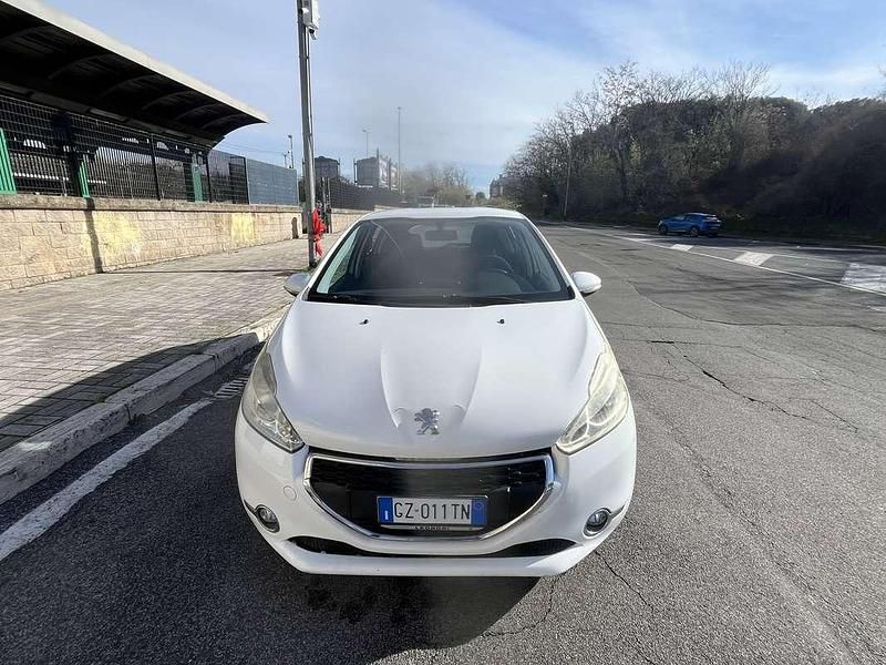 Usata Peugeot 208 Active 82 CV (60 kW) 2013 Utilitaria