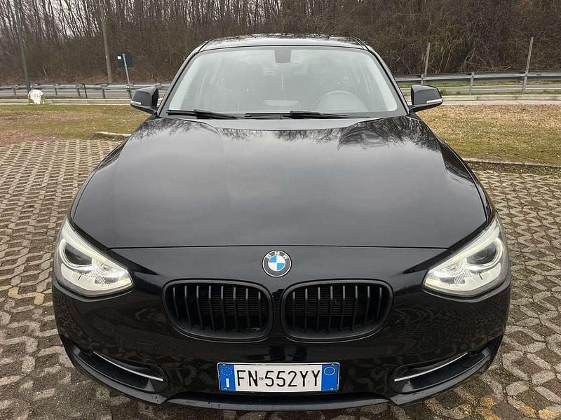 Usata BMW 114 95 CV (69 kW) 2014 Nero Utilitaria