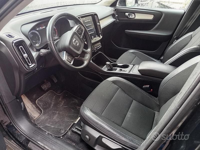 Usata Volvo XC40 190 CV (139 kW) 2018 SUV