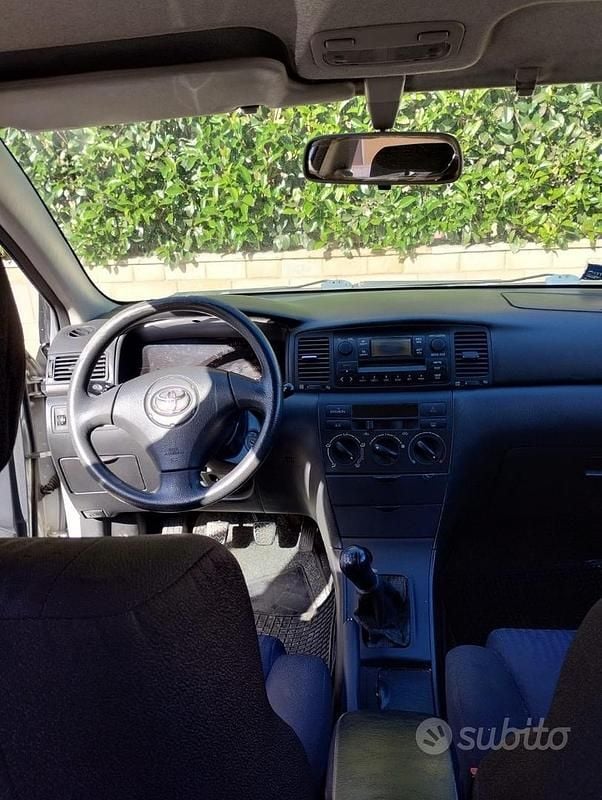 Usata Toyota Corolla 2002