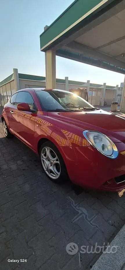 Usata Alfa Romeo MiTo Distinctive 105 CV (77 kW) 2010 Rosso Utilitaria