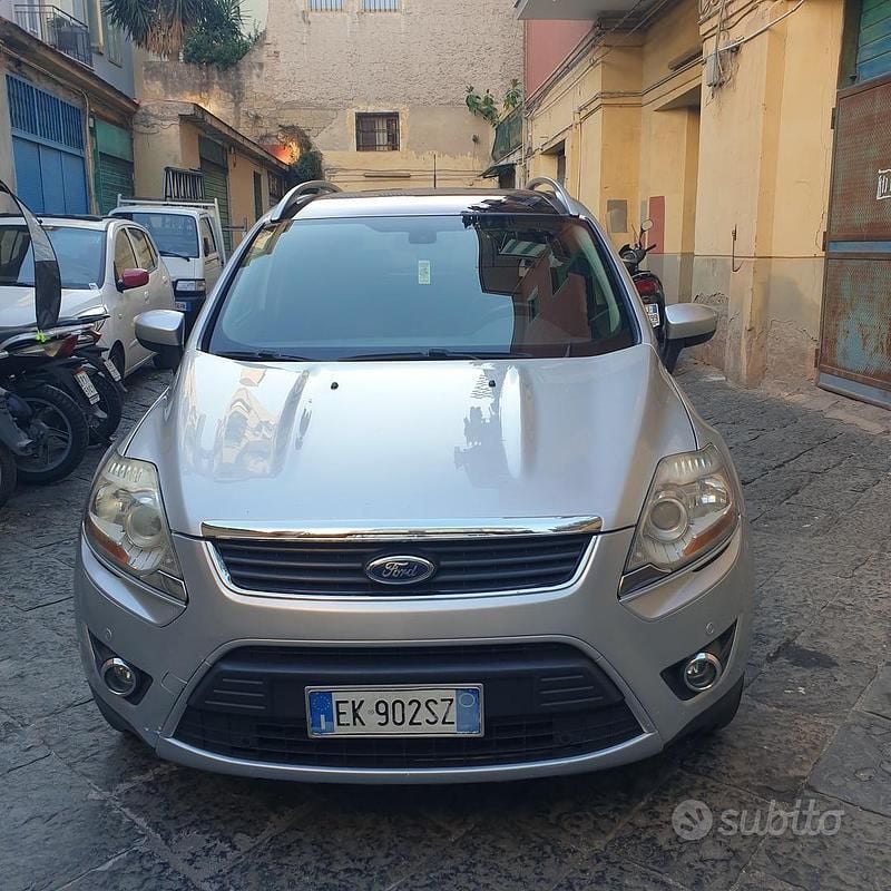 Usata Ford Kuga 163 CV (119 kW) 2011 Grigio SUV