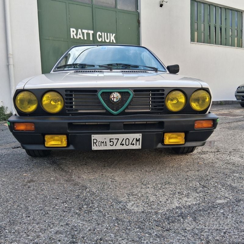 Usata 1984 Alfa Romeo Alfasud Sprint Quadrifoglio Verde Coupé | 9900 € - Immagine 1/4