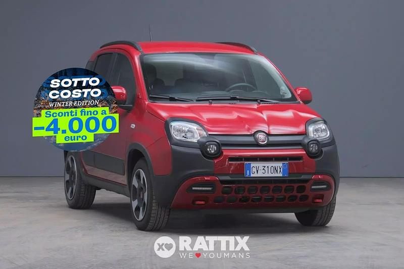 Usata Fiat Panda Cross Cross 70 CV (51 kW) 2024 Rosso Utilitaria