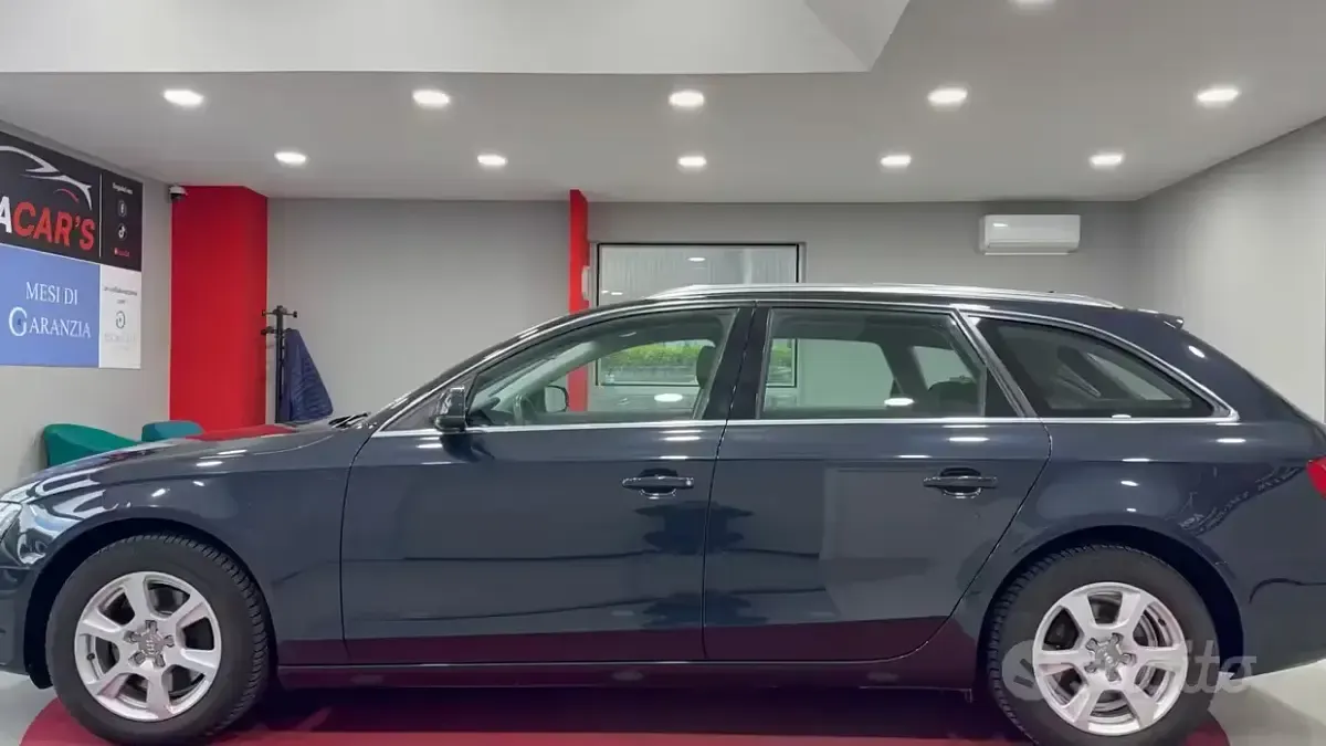 Usata Audi A4 Ambiente 190 CV (139 kW) 2011 Blu Station wagon