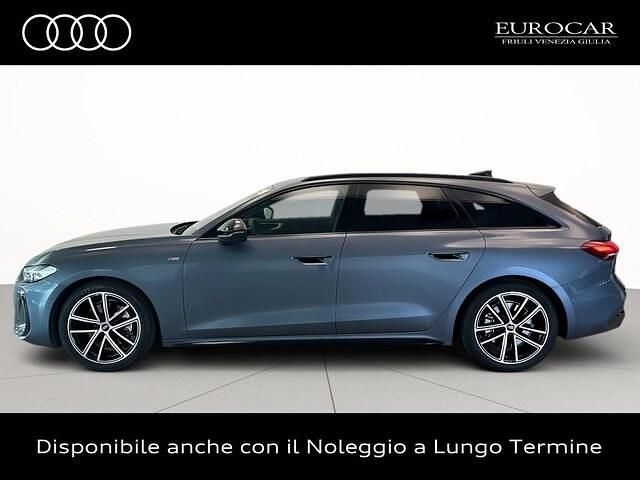 Usata Audi A5 S-Line 204 CV (150 kW) 2025 Blu orizzonte metallizzato Station wagon