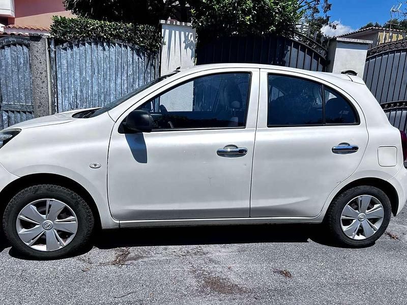 Usata Nissan Micra Acenta 73 CV (53 kW) 2015 Bianco Utilitaria