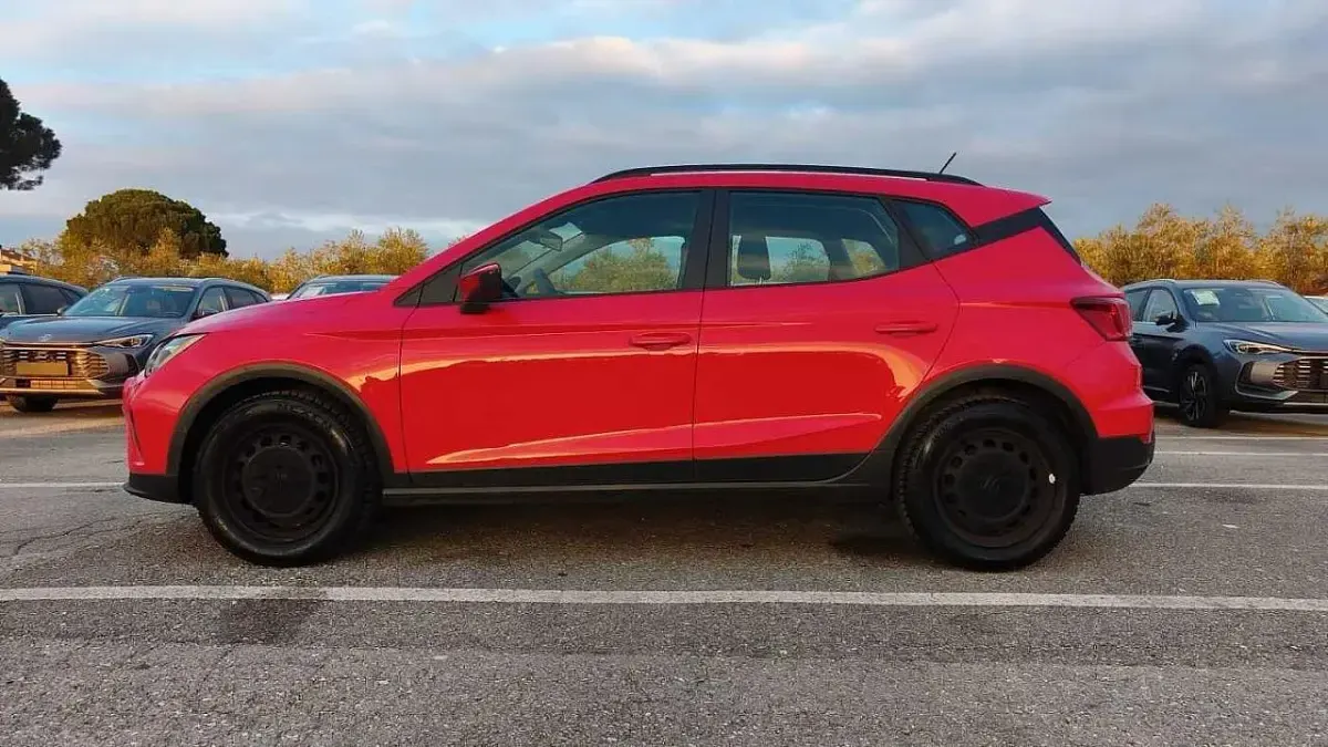 Usata Seat Arona 90 CV (66 kW) 2022 Rosso SUV
