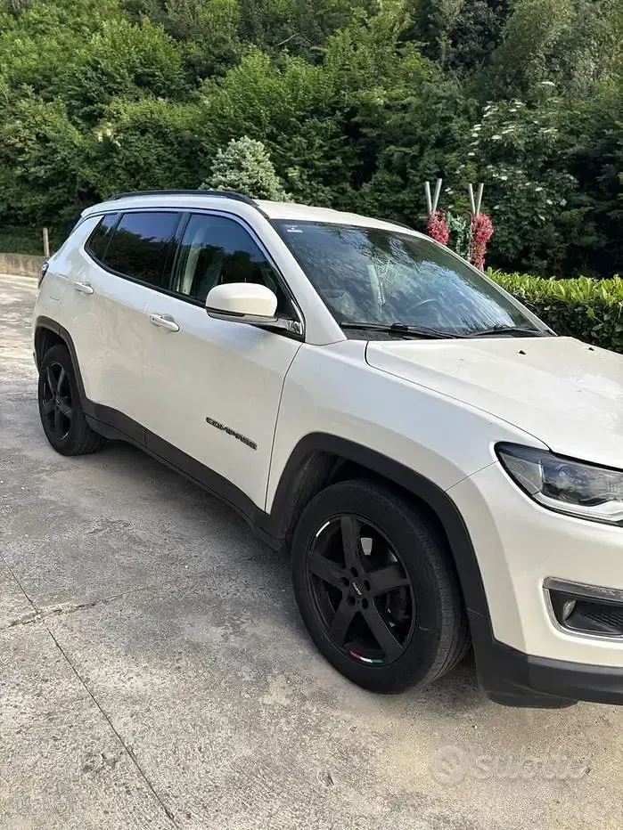 Usata Jeep Compass Limited 140 CV (102 kW) 2017 Bianco SUV