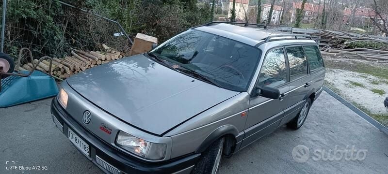 Usata VW Passat 160 CV (117 kW) 1992 Grigio Station wagon