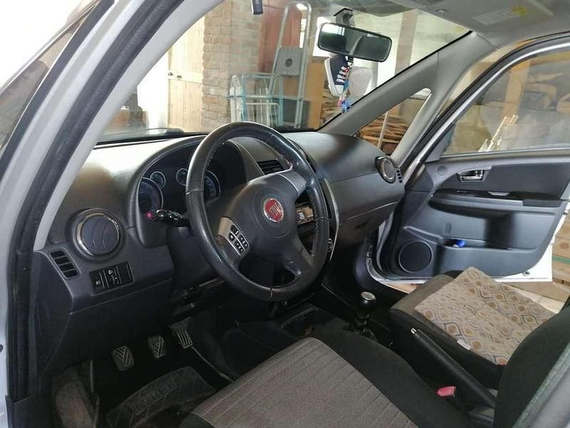 Usata Fiat Sedici 135 CV (99 kW) 2012 SUV