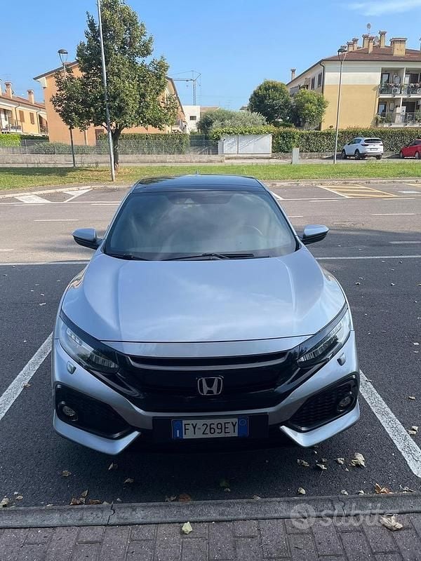 Usata Honda Civic Executive 120 CV (88 kW) 2019 Grigio Berlina