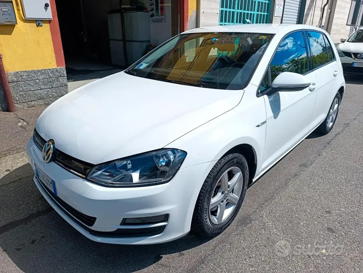 Usata VW Golf VII Comfortline 110 CV (80 kW) 2015 Berlina