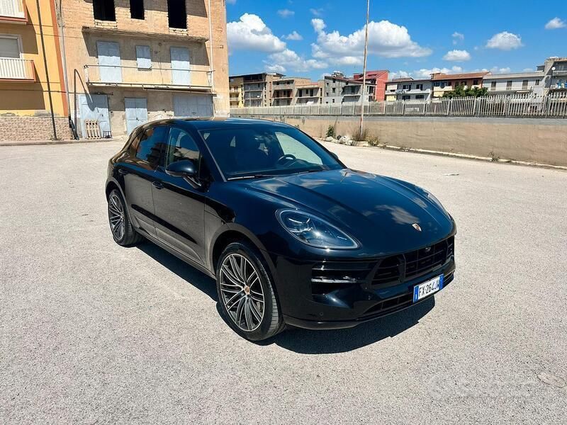 Nero Usata 2019 Porsche Macan S SUV | 44.000 € (Ottimo prezzo) - Immagine 1/4
