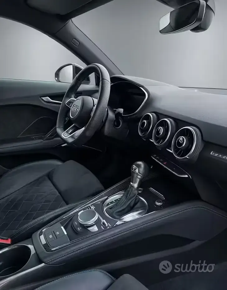 Begagnad Audi TT S-Line 245 HK (180 kW) 2021 Vit Sportkupé