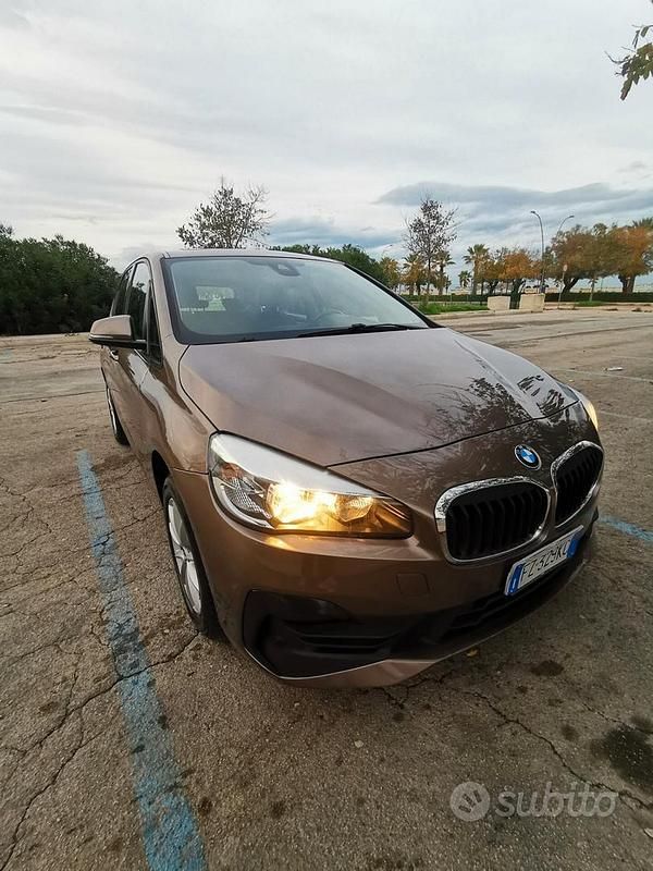 Usata BMW 216 Active Tourer Luxury Line 116 CV (85 kW) 2019 Marrone Monovolume