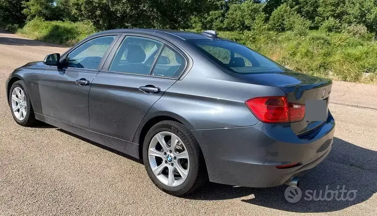 Usata BMW 320 184 CV (135 kW) 2012 Grigio Berlina