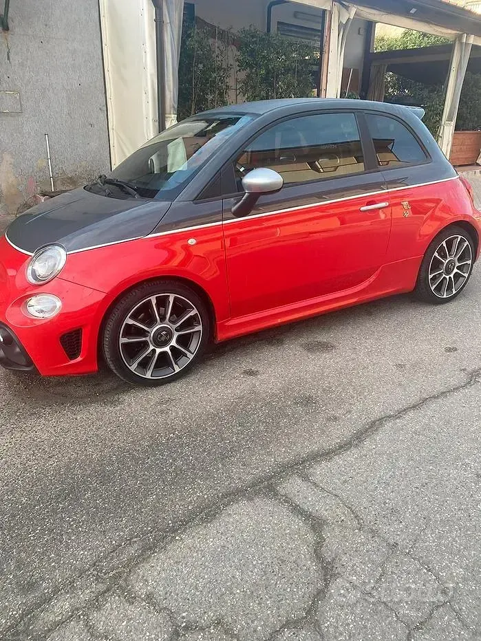 Usata Abarth 595 Turismo 165 CV (121 kW) 2018 Rosso Berlina