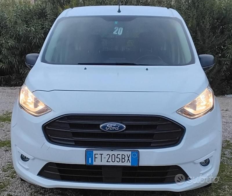 Usata Ford Tourneo Connect Titanium 120 CV (88 kW) 2018 Bianco Monovolume