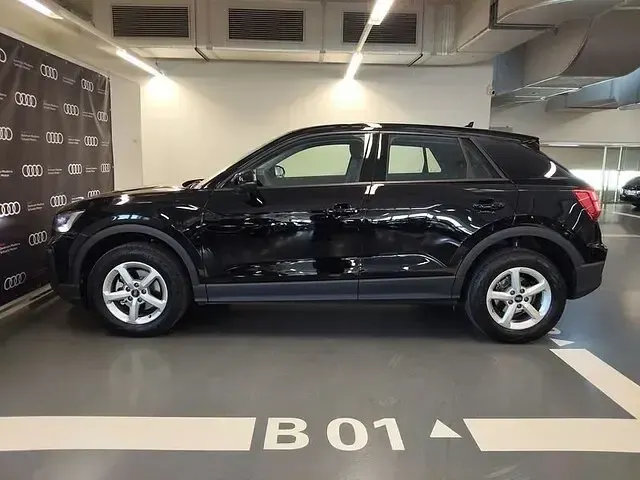 Usata Audi Q2 Business 150 CV (110 kW) 2025 Nero SUV
