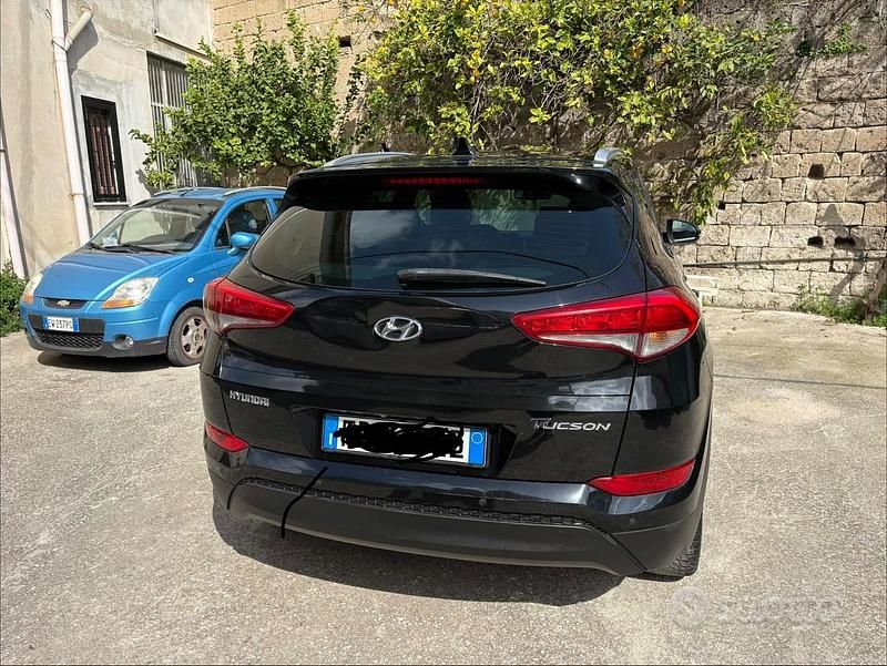 Usata Hyundai Tucson 185 CV (136 kW) 2016 Nero SUV