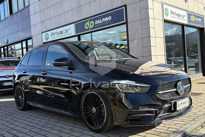 Usata Mercedes B180 AMG Line Premium 116 CV (85 kW) 2023 Nero Monovolume