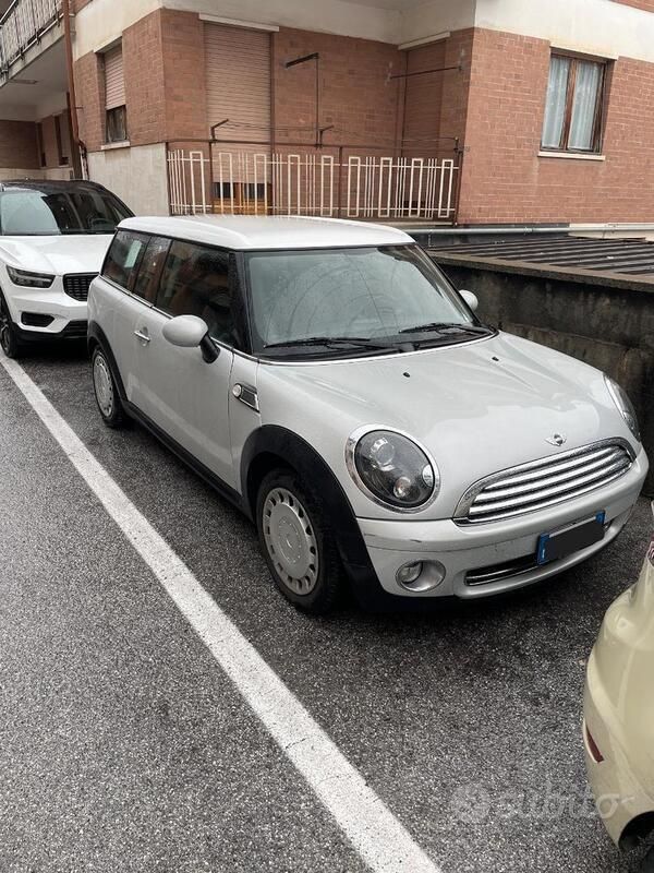 Grigio Usata 2009 Mini One Clubman Station wagon | 4200 € - Immagine 1/4