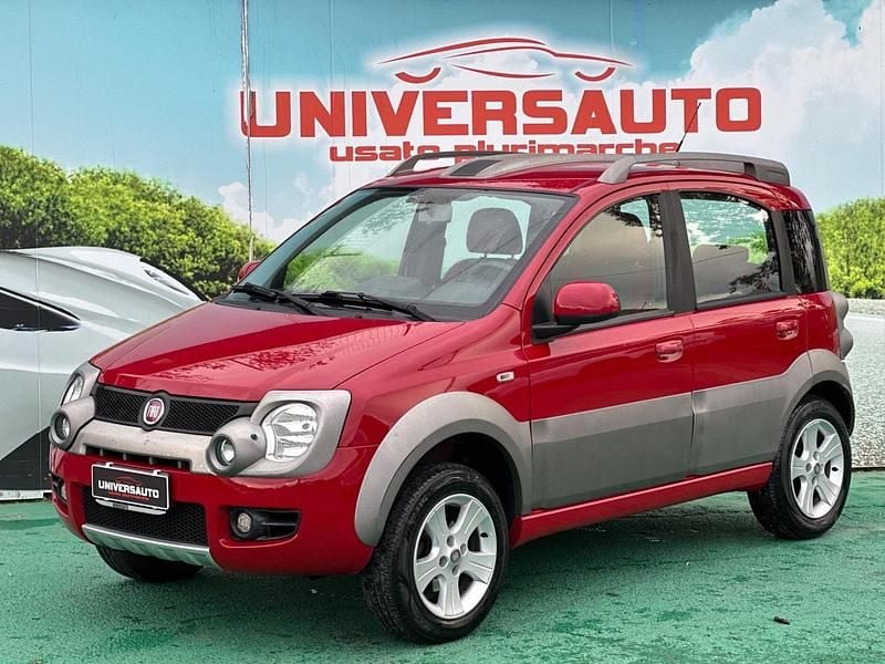 Rosso Usata 2010 Fiat Panda 4x4 Cross Due volumi | 7800 € (Molto cara) - Immagine 1/4