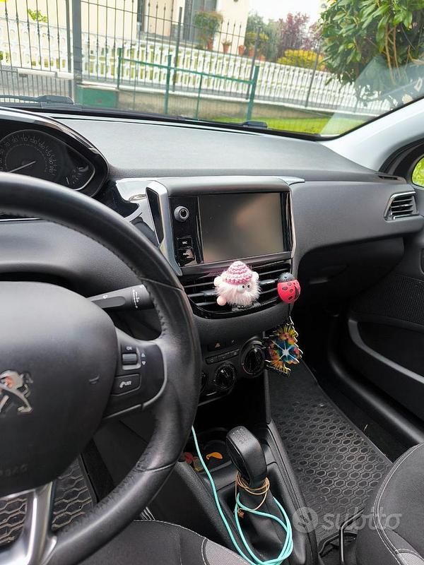 Usata Peugeot 208 Active 2016 Grigio Utilitaria