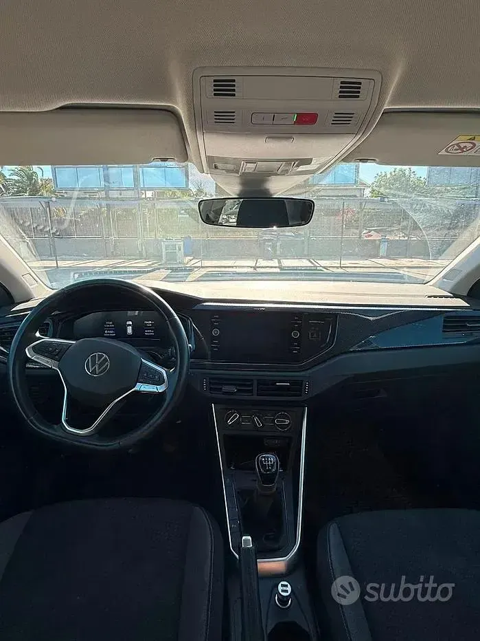 Usata VW Taigo 95 CV (69 kW) 2023 Grigio SUV