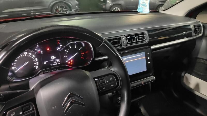 Usata Citroën C3 Shine 102 CV (75 kW) 2019 Rosso Utilitaria