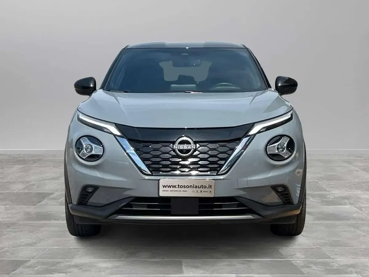 Usata Nissan Juke N-Connecta 94 CV (69 kW) 2023 Ceramic grey SUV