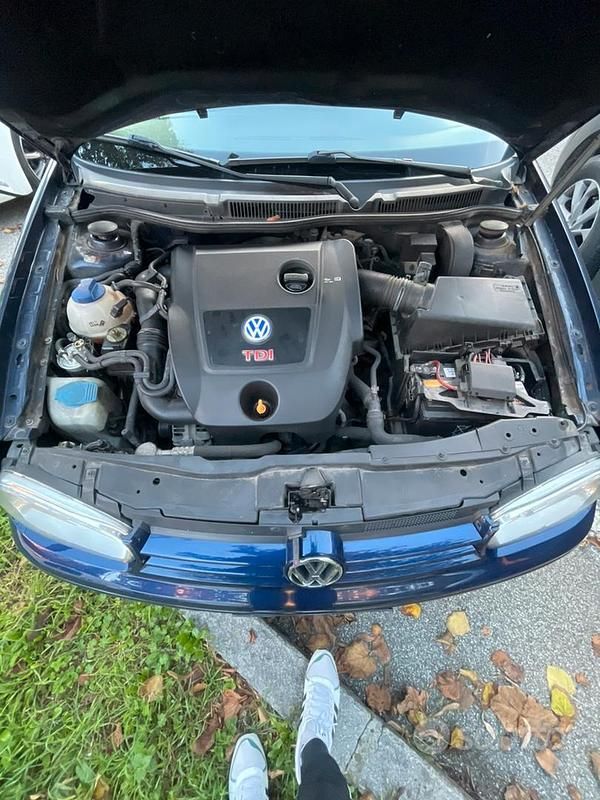 Usata 2002 VW Golf GTI Tre volumi | 4000 € - Immagine 1/4