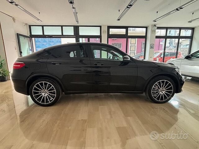 Usata Mercedes GLC250 Premium 204 CV (150 kW) 2019 Nero SUV