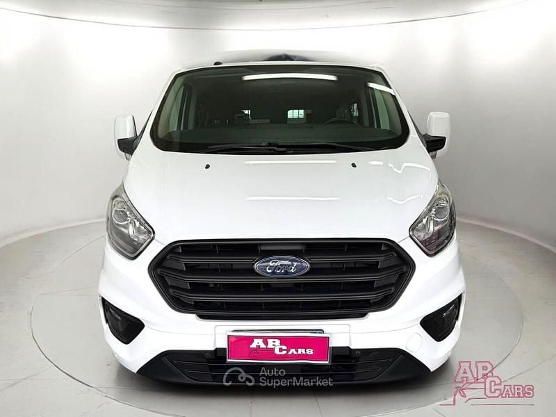 Usata Ford Tourneo Trend 131 CV (96 kW) 2019 Bianco Monovolume