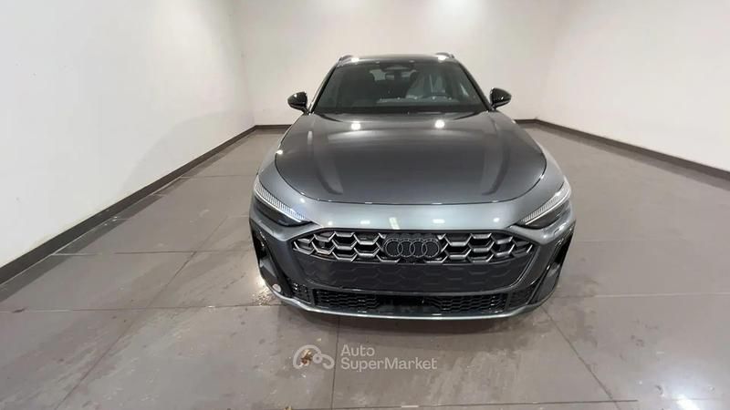 Nuova Audi A5 S-Line 204 CV (150 kW) 2025 Grigio Station wagon