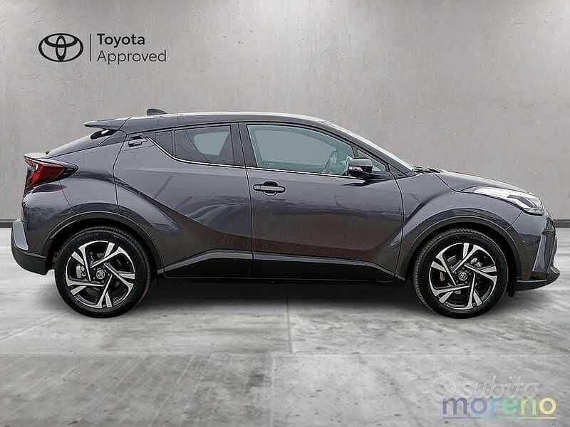 Usata Toyota C-HR Trend 152 CV (111 kW) 2022 Grigio SUV