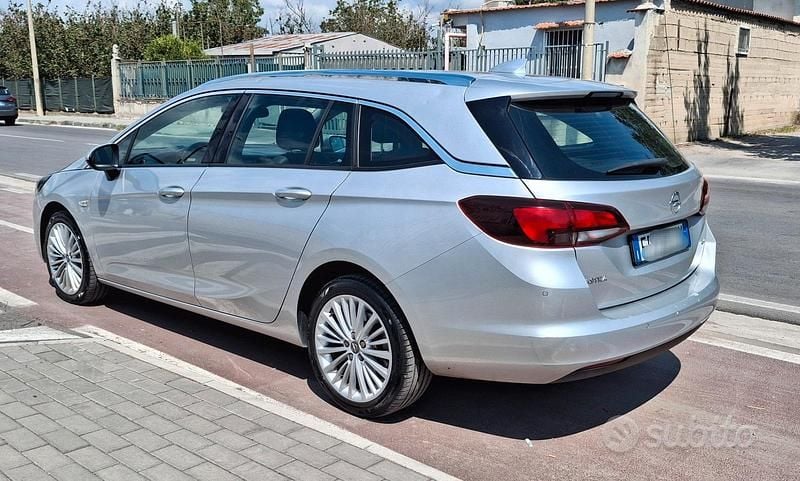 Usata Opel Astra 101 CV (74 kW) 2018 Grigio Station wagon