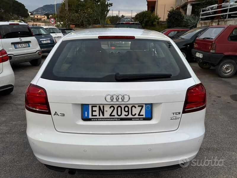 Usata Audi A3 105 CV (77 kW) 2012 Utilitaria