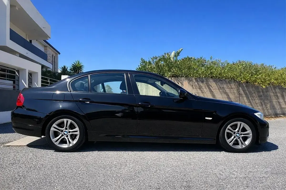 Usata BMW 320 2009 Nero Berlina